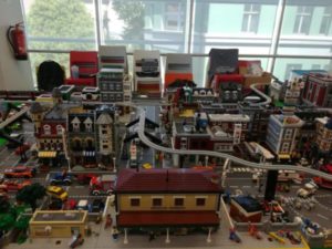 Lego-diorama-600x450